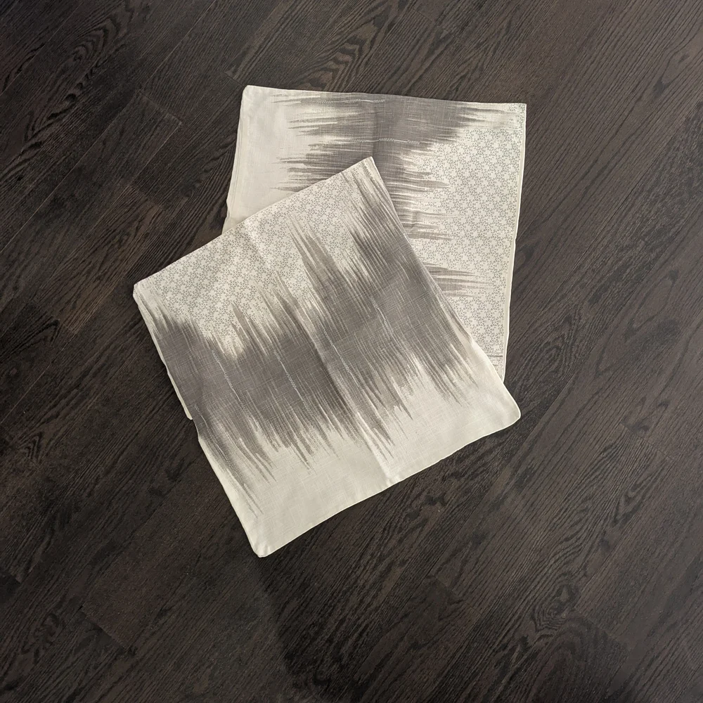 EUC West Elm Cream Beige Abstract Streak Pattern Square Sham Set of 2